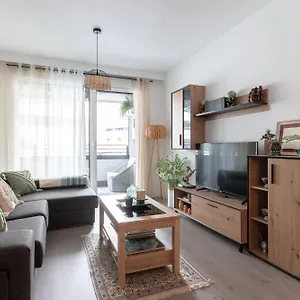 Apartamento Xirimiri By People, Bilbao
