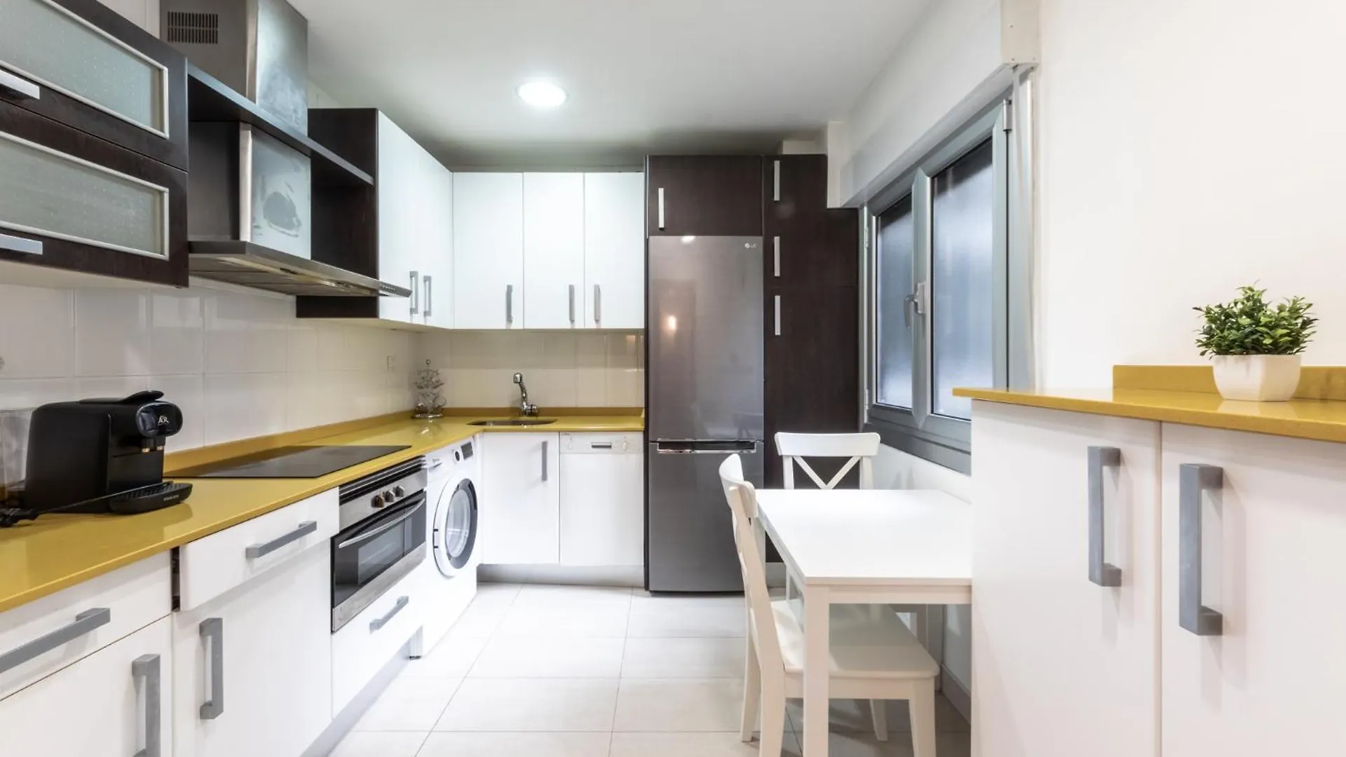 Amplio Y Acogedor Junto A Plaza Zabalburu Διαμέρισμα Μπιλμπάο